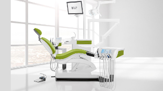 Dental light mounted on dental chair