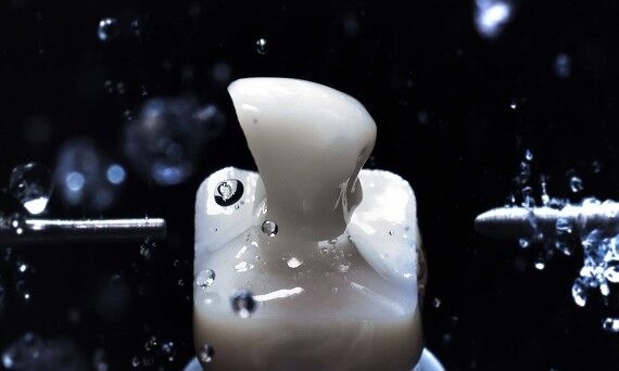 CEREC Primemill wet milling