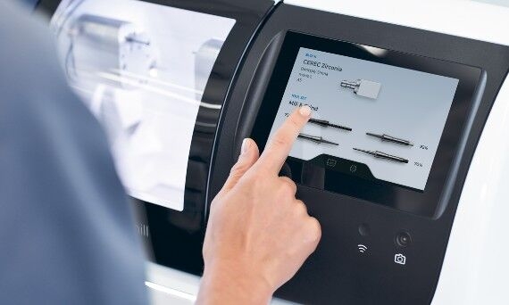 Touch interface CEREC Primemill